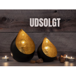 FYRFADSSTAGEST VE ROM  MAT SORT OG FORGYLDT