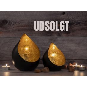 FYRFADSSTAGEST VE ROM  MAT SORT OG FORGYLDT