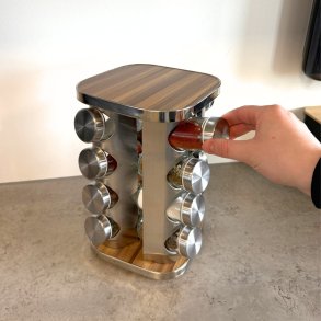 KRYDDERISTATIV MED 16 KRYDDERIB�TTER