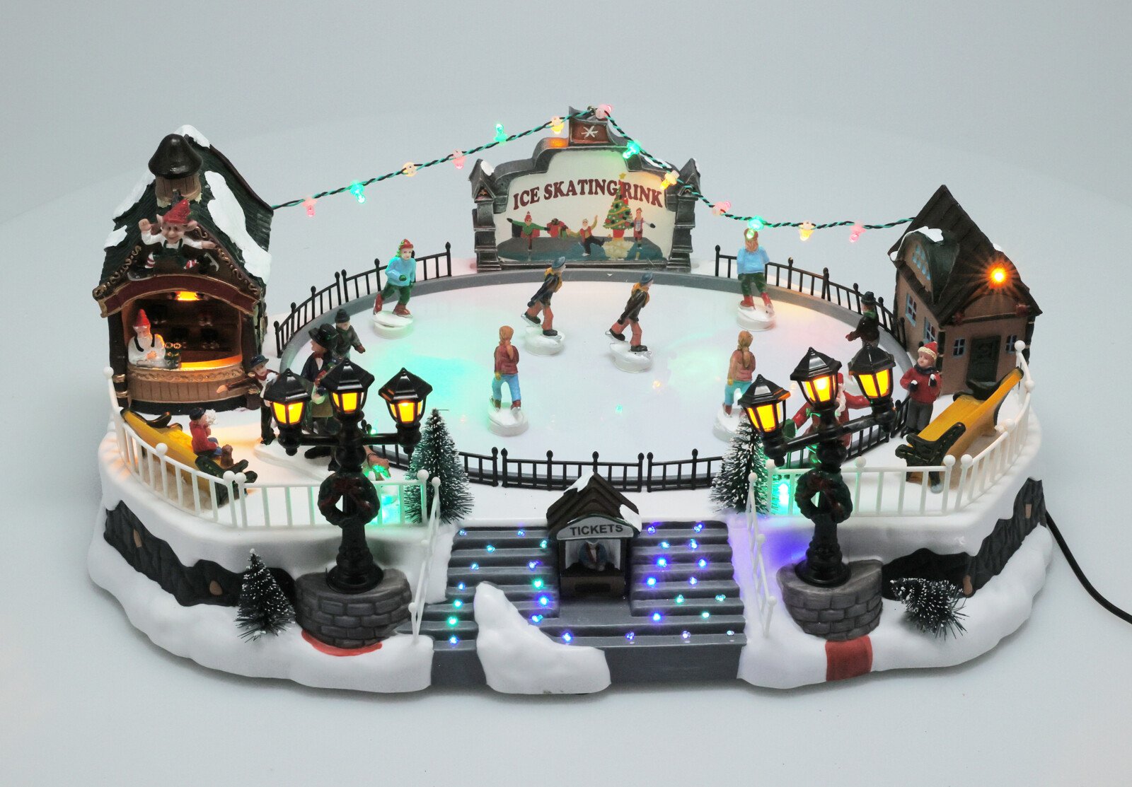 JULESCENE MED LED OG BEVGELSE  SKJTEBANE