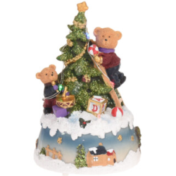 JULESCENE MED BAMSER SOM PYNTER JULETR ER MED LED  MULTI FARVE