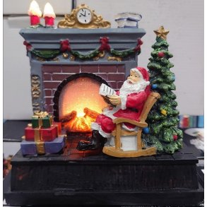 JULEMAND FORAN JULEPEJS 